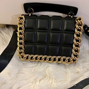 Multi function gold chain crossbody